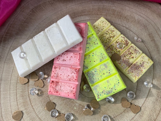 100% Soy Wax Melts – Fabric Inspired Fragrances